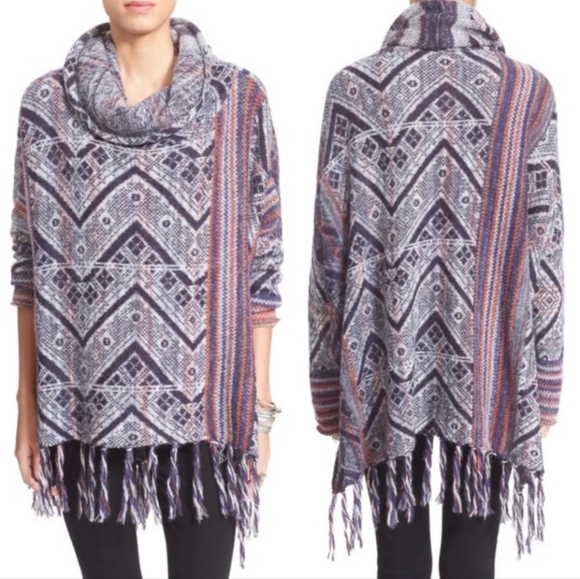 Free people be the one fringe poncho XS - Picture 1 of 6